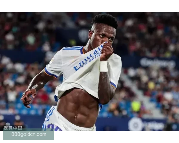 龙塞罗盛赞维尼修斯表现完美以救赎与自证为核心皇马赛场专注拼搏意志